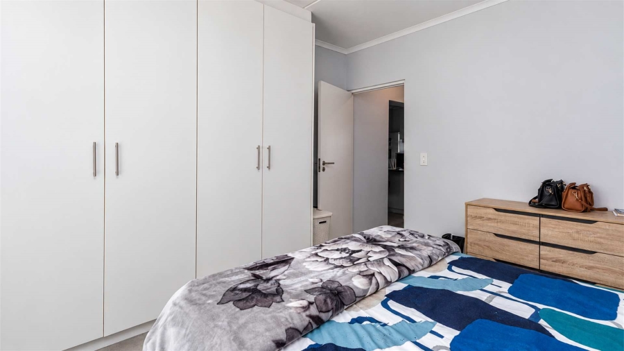 To Let 2 Bedroom Property for Rent in Loucharmante Western Cape